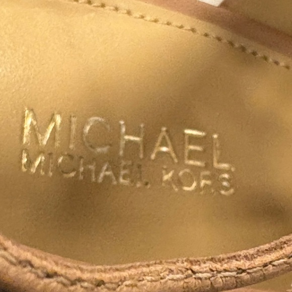 NIB - Michael Kors Thalia Leather Sandal - SZ 9 - Picture 6 of 17